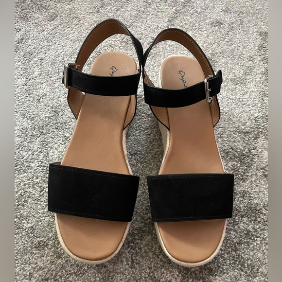 NEW- Qupid Big Bang Espadrille Wedge Sandals - Picture 5 of 17